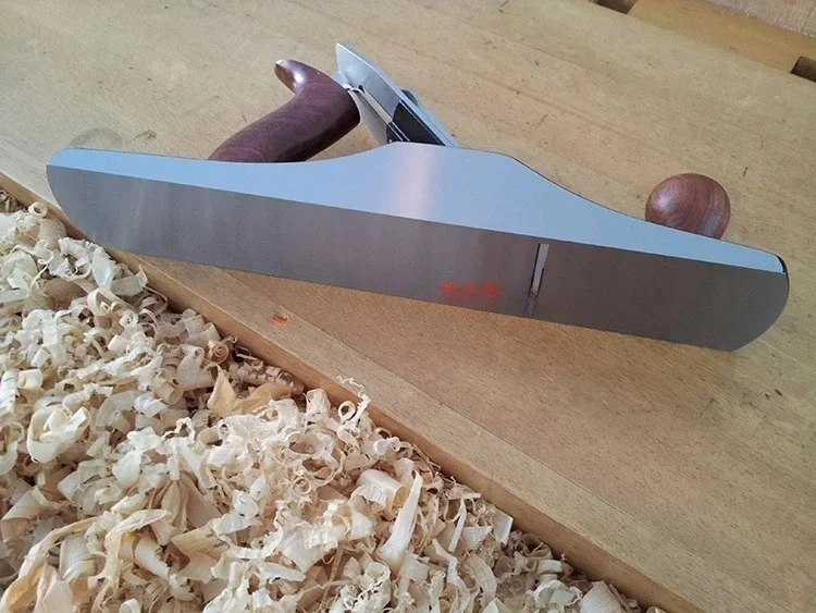 เครื่องไสไม้แบบมือถือลายเบดร็อ - Bench Plane Jointer บทวิจารณ์และราคา